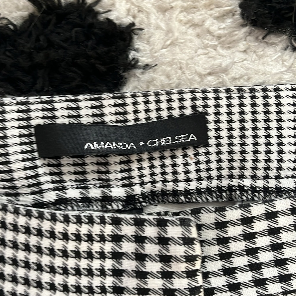 Amanda & Chelsea size 4 Black and White Houndstooth Pants - Picture 5 of 12